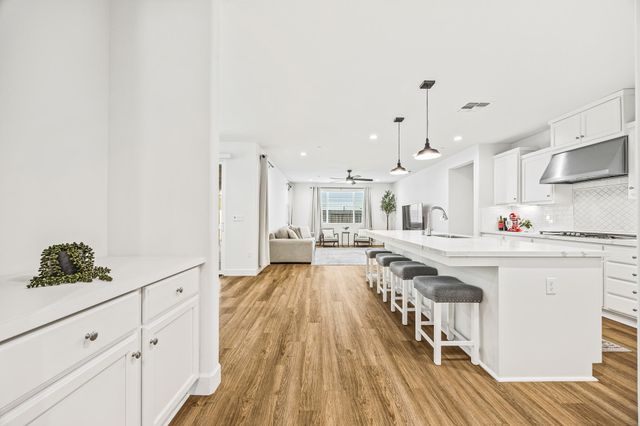 3012 Sand Hills Avenue, Tulare, CA 93274