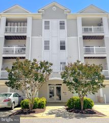 23520 F D R BLVD #205, California, MD 20619
