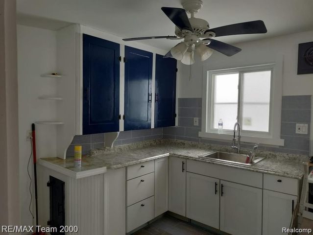 7761 Artesian Street, Detroit, MI 48228