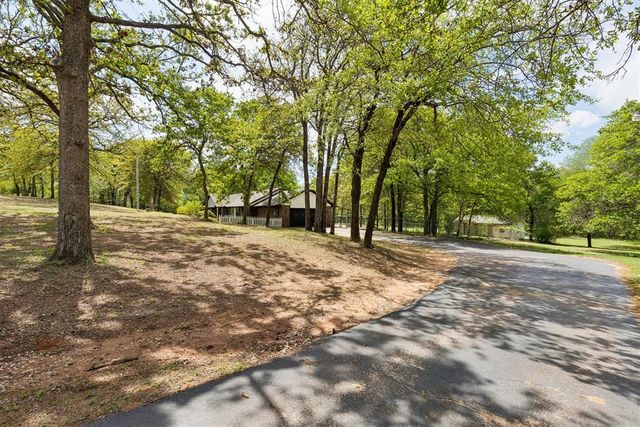 10331 Black Oaks Drive, Oklahoma City, OK 73165