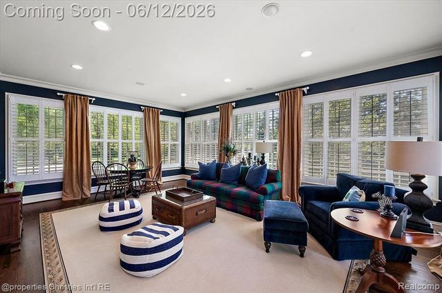 135 Clifton Road, Bloomfield Hills, MI 48301