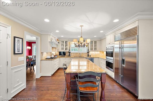135 Clifton Road, Bloomfield Hills, MI 48301