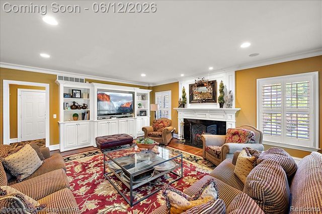 135 Clifton Road, Bloomfield Hills, MI 48301