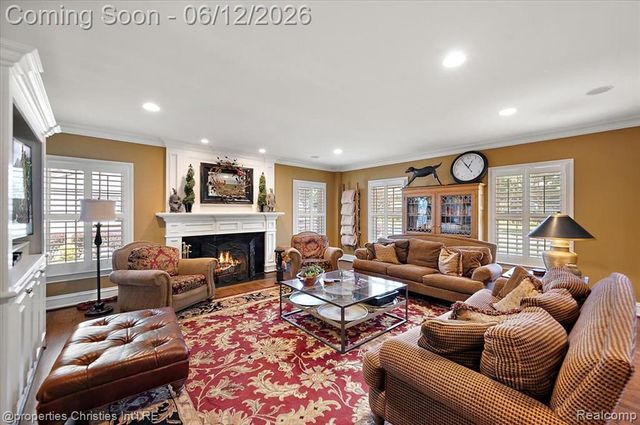 135 Clifton Road, Bloomfield Hills, MI 48301