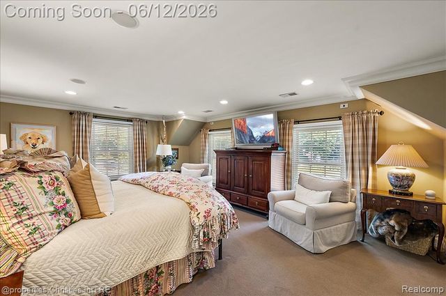 135 Clifton Road, Bloomfield Hills, MI 48301