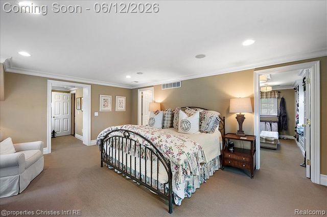 135 Clifton Road, Bloomfield Hills, MI 48301