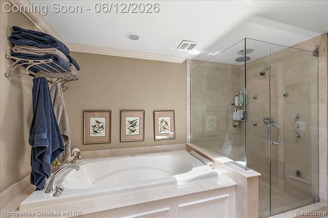 135 Clifton Road, Bloomfield Hills, MI 48301