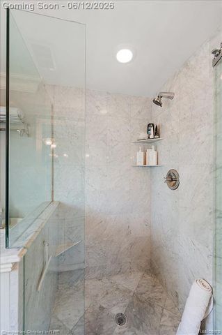 135 Clifton Road, Bloomfield Hills, MI 48301
