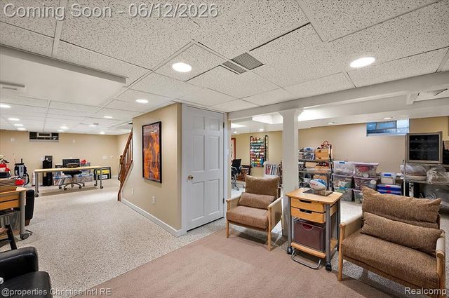 135 Clifton Road, Bloomfield Hills, MI 48301
