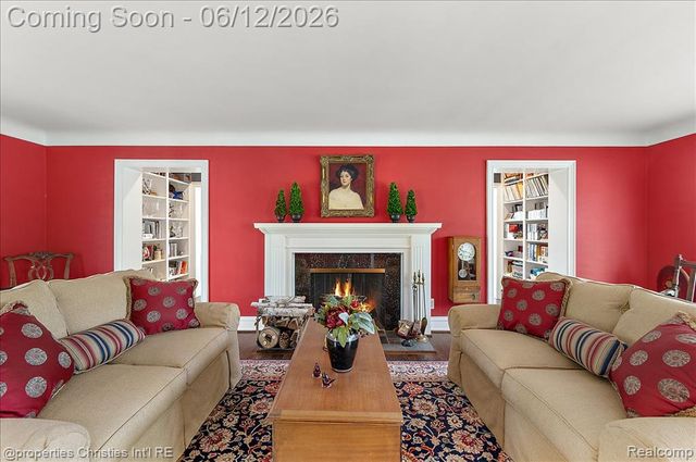 135 Clifton Road, Bloomfield Hills, MI 48301