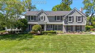 135 Clifton Road, Bloomfield Hills, MI 48301