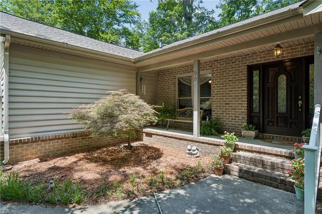 99 Oxford RD, Williamsburg, VA 23185