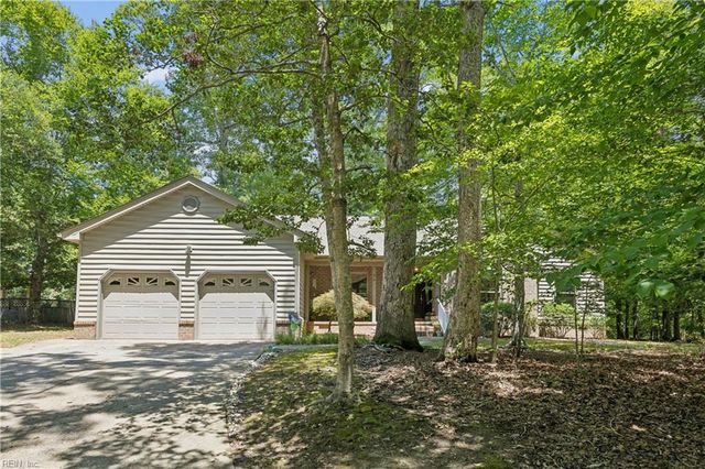 99 Oxford RD, Williamsburg, VA 23185