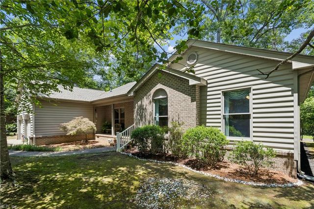 99 Oxford RD, Williamsburg, VA 23185