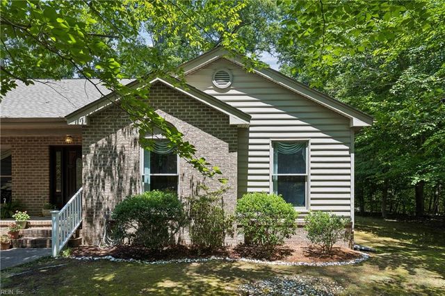 99 Oxford RD, Williamsburg, VA 23185
