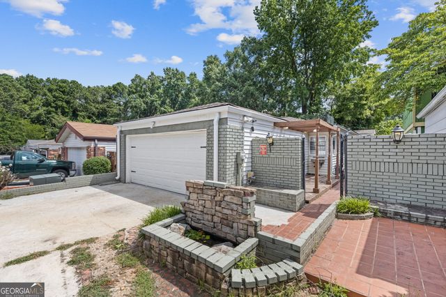 935 Bobcat Court SE, Marietta, GA 30067