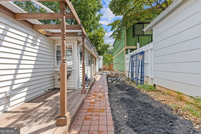 935 Bobcat Court SE, Marietta, GA 30067