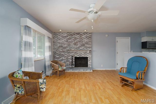2560 Stratford Lane, Granite City, IL 62040