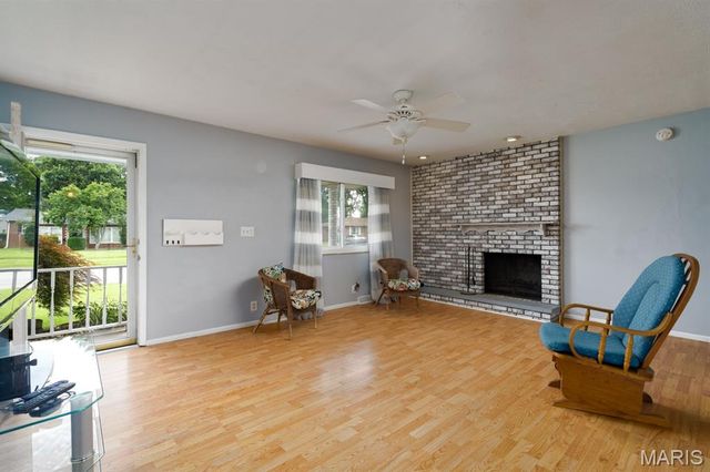 2560 Stratford Lane, Granite City, IL 62040