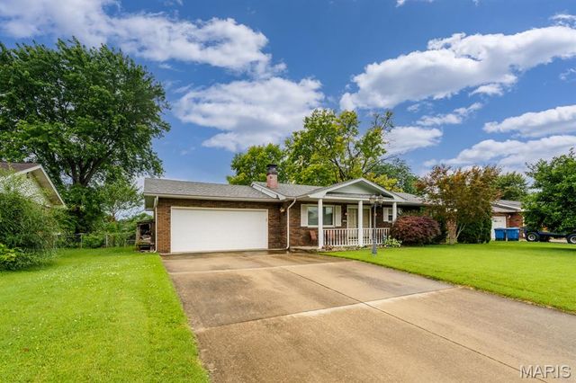 2560 Stratford Lane, Granite City, IL 62040
