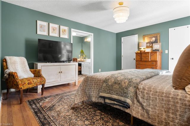 301 Bexley Drive, Winston-salem, NC 27104