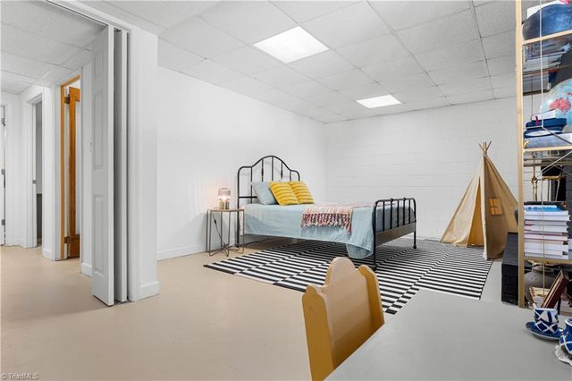 301 Bexley Drive, Winston-salem, NC 27104