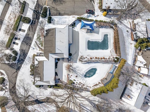 301 Bexley Drive, Winston-salem, NC 27104