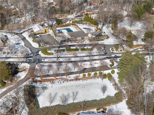 301 Bexley Drive, Winston-salem, NC 27104