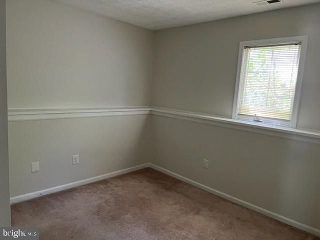 303 KINROSS DR, Newark, DE 19711