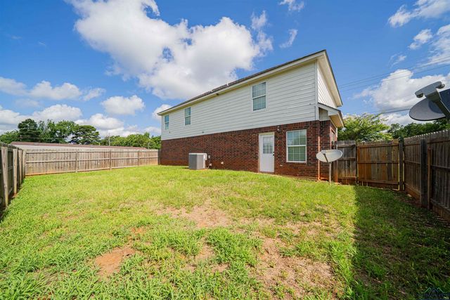 1700 Van Zandt, Marshall, TX 75670