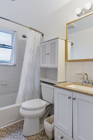70 Carroll Avenue 1113, Newport, RI 02840
