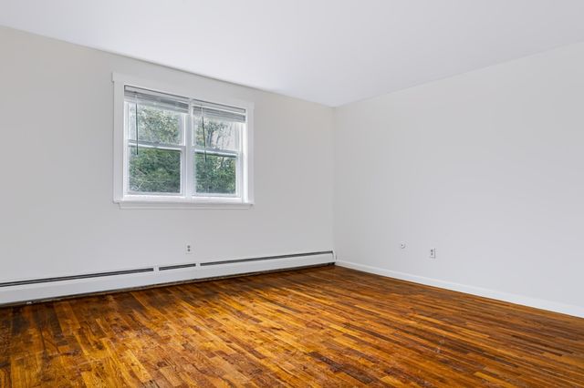 70 Carroll Avenue 1113, Newport, RI 02840