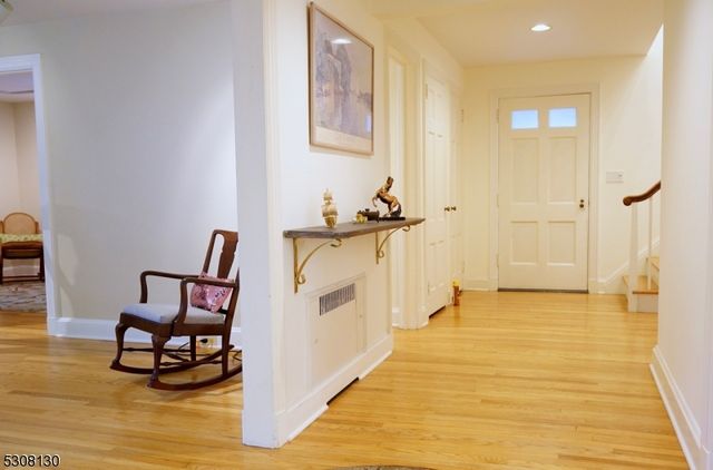 18 Lake Shore Dr, Montville Twp., NJ 07045