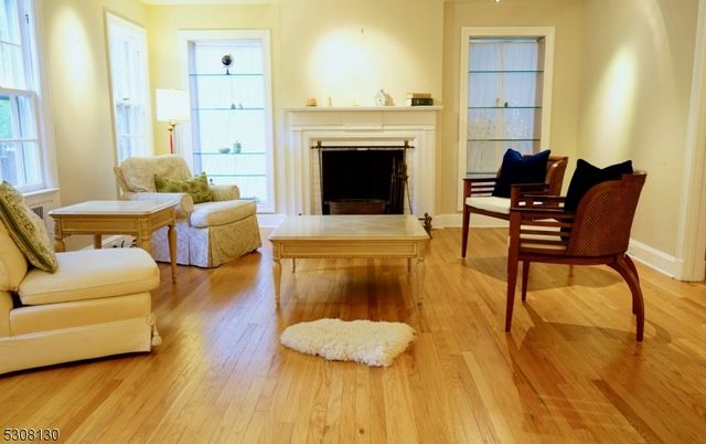 18 Lake Shore Dr, Montville Twp., NJ 07045