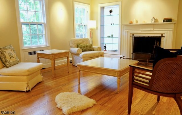 18 Lake Shore Dr, Montville Twp., NJ 07045