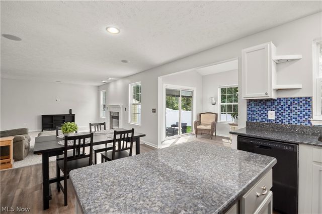 6199 E Meadow Farm Lane, Lorain, OH 44053