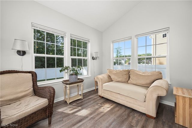 6199 E Meadow Farm Lane, Lorain, OH 44053