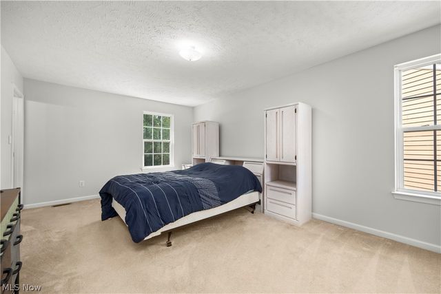6199 E Meadow Farm Lane, Lorain, OH 44053