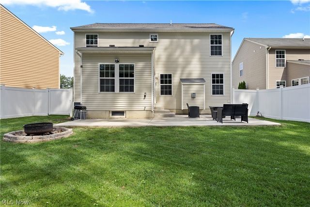 6199 E Meadow Farm Lane, Lorain, OH 44053