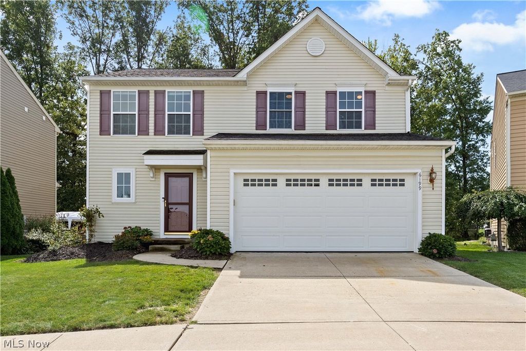 6199 E Meadow Farm Lane, Lorain, OH 44053