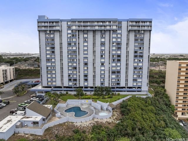 3045 Ala Napuaa Place 717, Honolulu, HI 96818