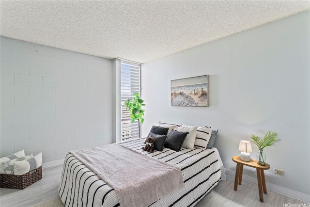 3045 Ala Napuaa Place 717, Honolulu, HI 96818