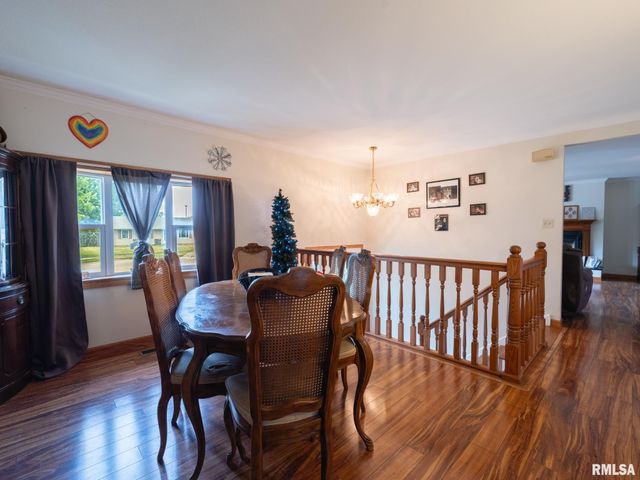 414 W PLACHER Court, Chillicothe, IL 61523