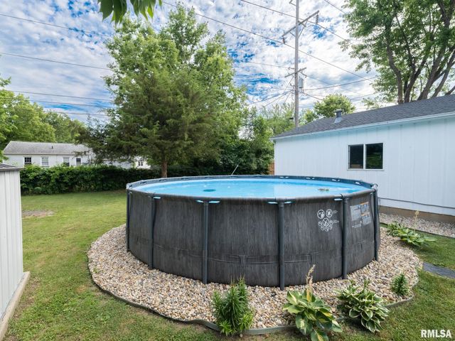 414 W PLACHER Court, Chillicothe, IL 61523