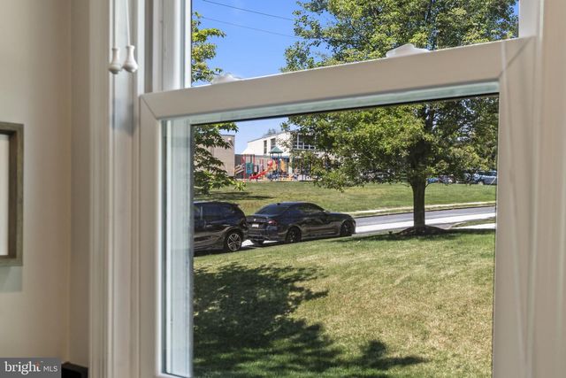 2887 PENNVIEW AVE, Broomall, PA 19008