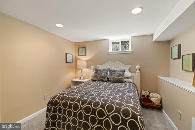 2887 PENNVIEW AVE, Broomall, PA 19008