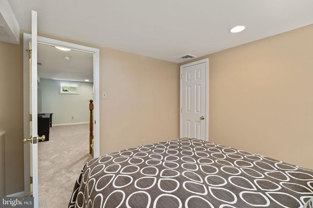2887 PENNVIEW AVE, Broomall, PA 19008