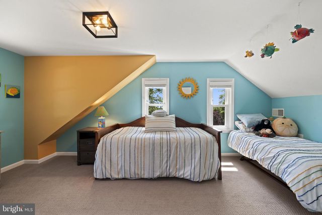 2887 PENNVIEW AVE, Broomall, PA 19008