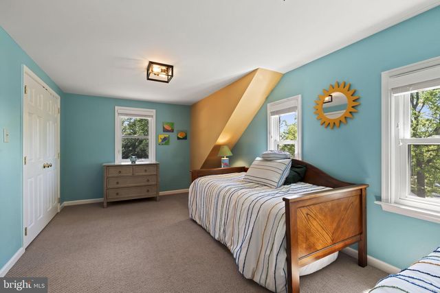 2887 PENNVIEW AVE, Broomall, PA 19008