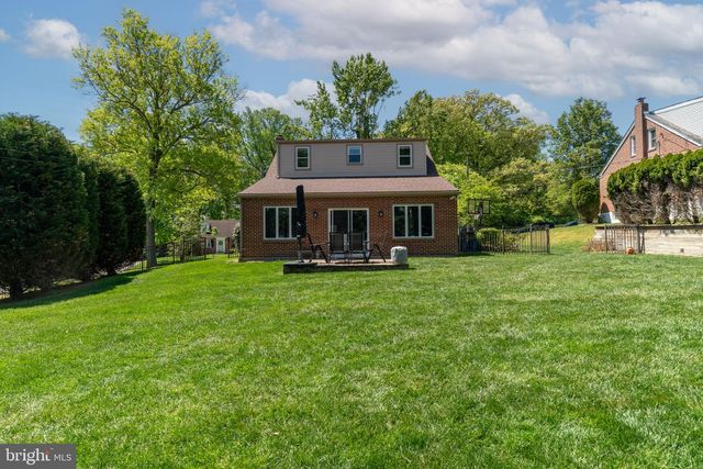 2887 PENNVIEW AVE, Broomall, PA 19008